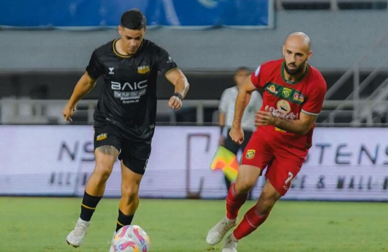 Persebaya Surabaya Tumbang Di Pakansari