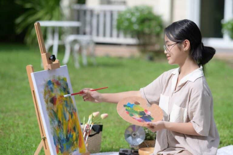 Terapi Kreatif: Mengungkap Potensi Penyembuhan Melalui Seni