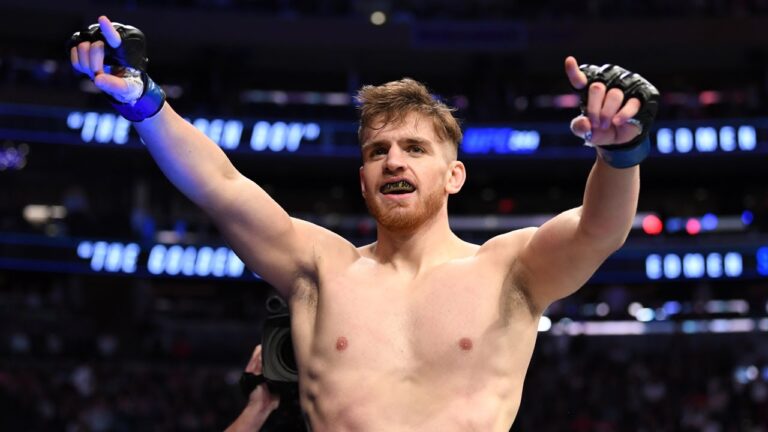Edmen Shahbazyan: Apakah Bisa Bangkit Menjadi Juara UFC?