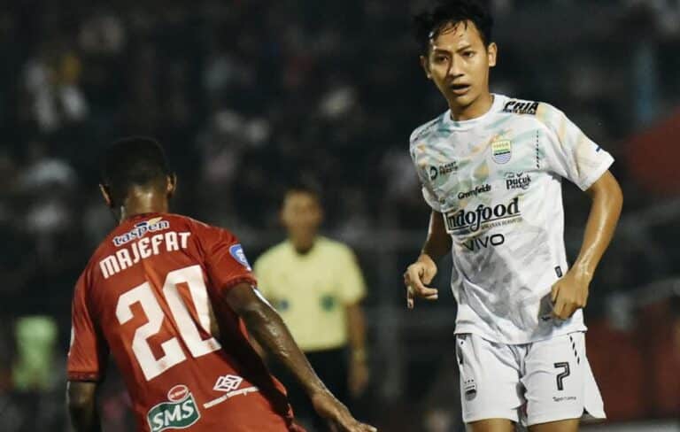 Maung Bandung Terkam Kabau Sirah 4-1