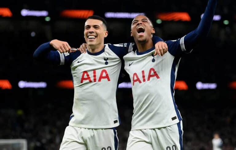Tottenham Hotspur Temani MU Lolos Ke Perempatfinal