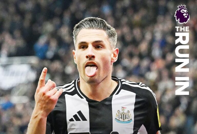 The Magpies Bombardir Gawang Crystal Palace