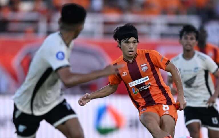 PSM Makassar Paksakan Hasil Imbang Dengan Borneo FC