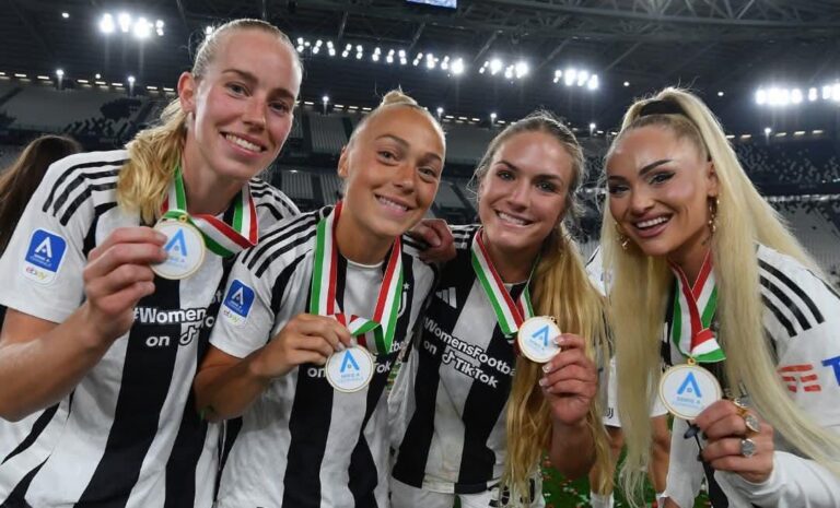 Juventus Wanita Juara Coppa Italia Dan Serie A Femminile