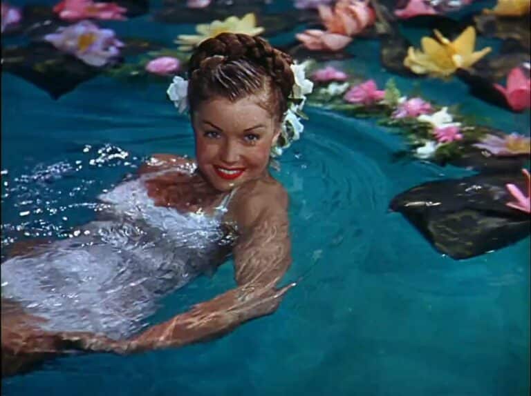 Esther Williams: Legenda Renang Yang Menjadi Bintang Film