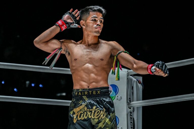 Nakrob Fairtex: Seniman Muay Thai Dari Surin