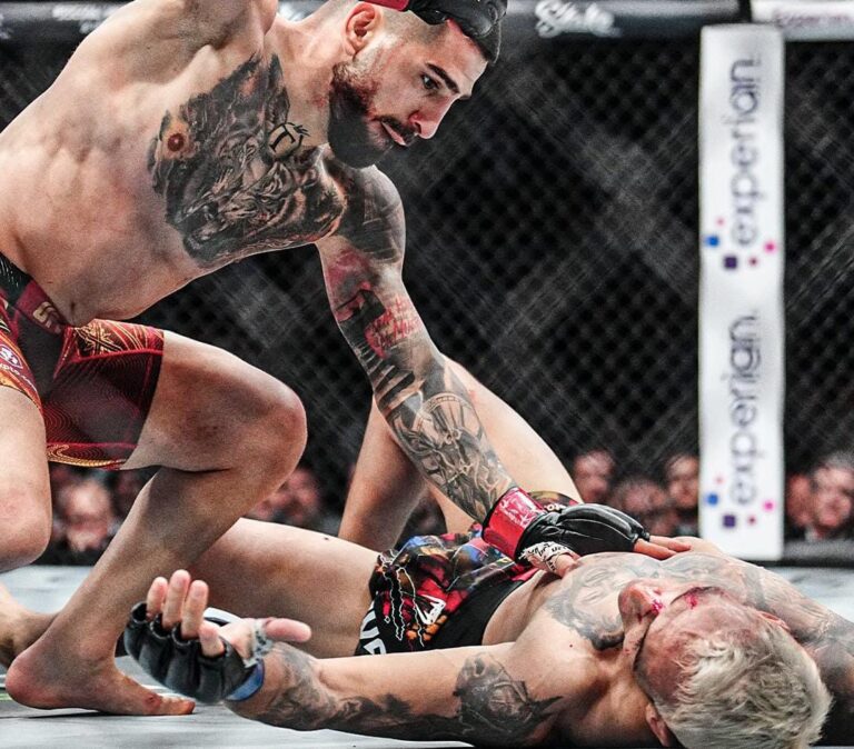 Ilia Topuria Kandaskan Perlawanan Charles Oliveira