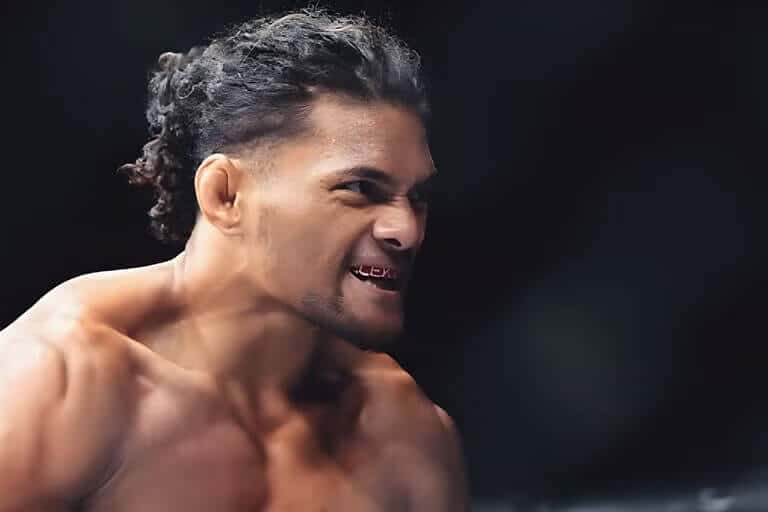 Billy Elekana: “Son of Susie”: Petarung Light Heavyweight UFC