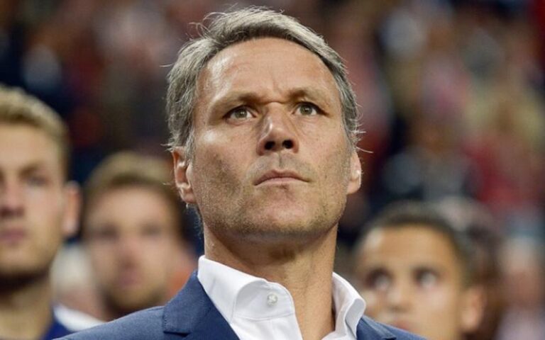 Saat Marco Van Basten Ambil Alih Kemudi Tim Oranye