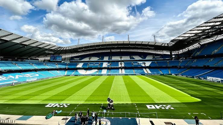 Pembukaan City of Manchester Stadium