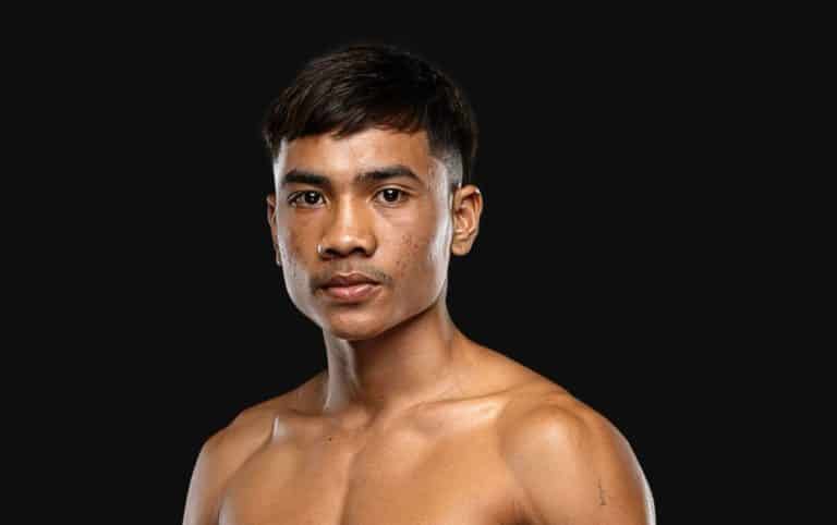 Payakrut Suajantokmuaythai: Debutan Di Lumpinee Stadium
