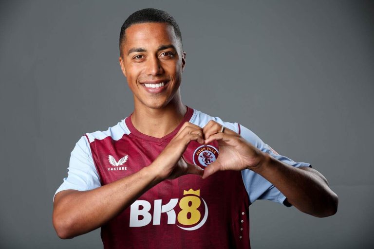 Youri Tielemans Jadi Incaran Atletico Madrid Di Jendela Transfer