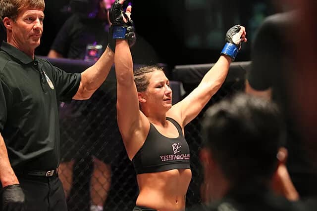 Sharon Jacobson: The Dream Catcher Di Invicta FC