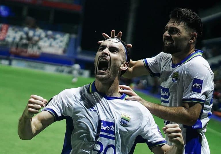 Persib Bandung Menang Dua Gol Di Kandang Bangkok United