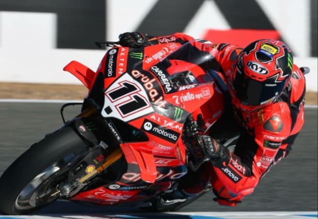 Nicolo Bulega Kuasai Sesi Latihan WorldSBK Spanyol 2025
