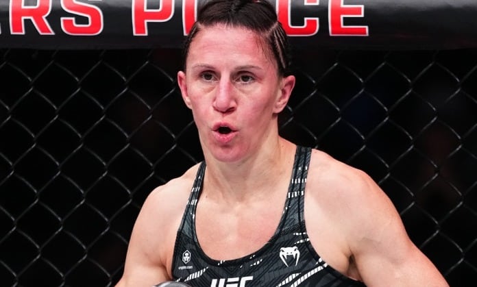 Jamey-Lyn Horth, Striker Akurat Dari Kanada