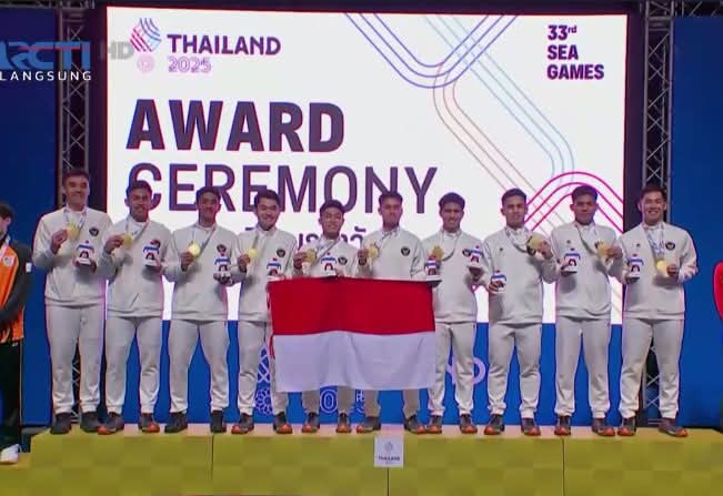 Tim Beregu Putra Raih Medali Emas Cabor Bulutangkis