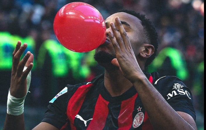 Bungkam Verona, Milan Ke Puncak Klasemen