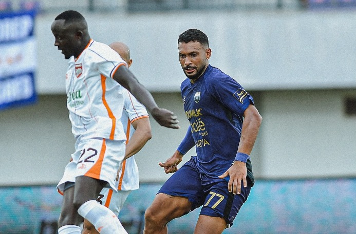 Persita Tangerang Tumbangkan Borneo FC 2-0