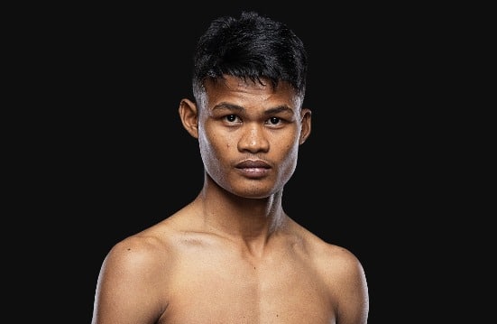 PayakSurin Or AudUdon: Petarung Southpaw Di Lumpinee