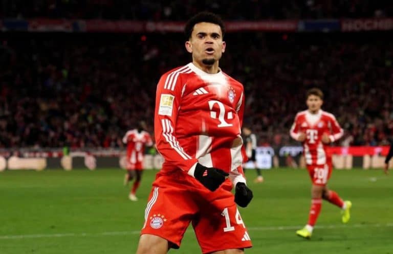 Bayern Munchen Hajar Wolsburg 8-1