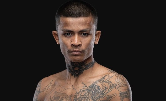 Toyota Eaglemuaythai: Southpaw Agresif Atomweight ONE