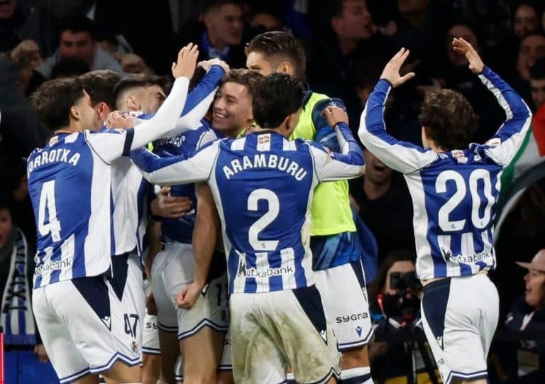 Real Sociedad Taklukkan Barcelona 2-1