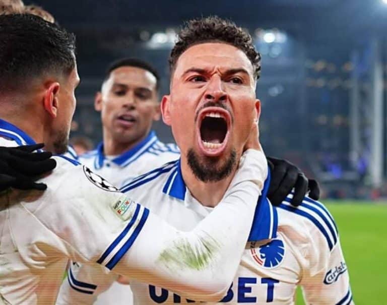 10 Pemain Copenhagen Tahan Imbang Napoli 1-1