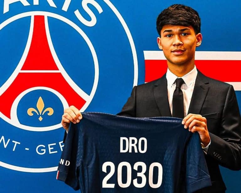 Dro Fernandez Dikontrak PSG Dari Barcelona