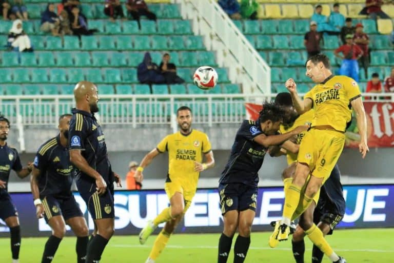 Semen Padang Tahan Imbang Juku Eja Tanpa Gol