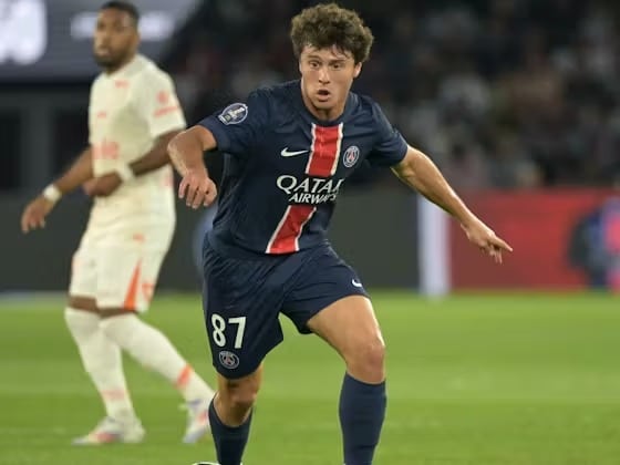 PSG Perpanjang Kontrak Joao Neves Hingga 2030