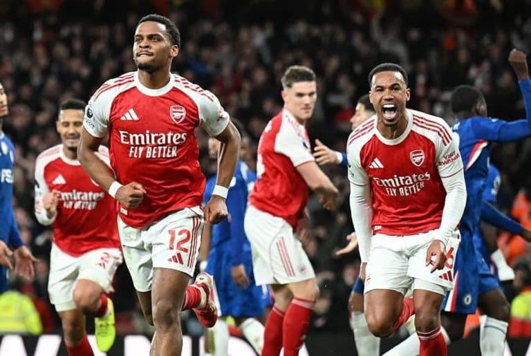Tendangan Penjuru Kembali Beri Kemenangan Bagi Arsenal