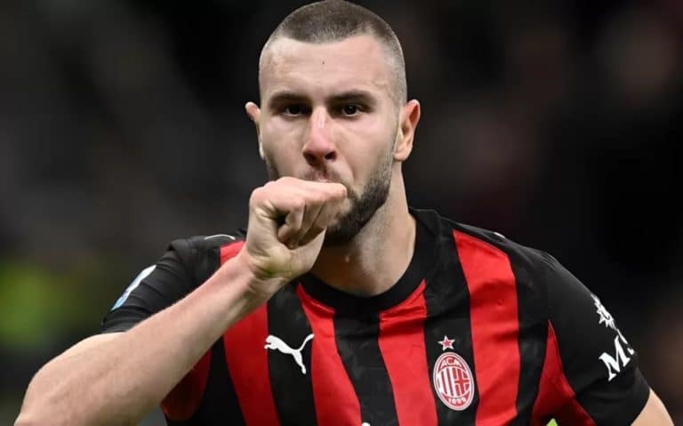 Strahinja Pavlovic Masuk Radar Chelsea
