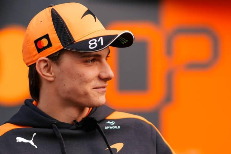 Oscar Piastri: Pembalap Muda Yang Mengguncang Formula 1