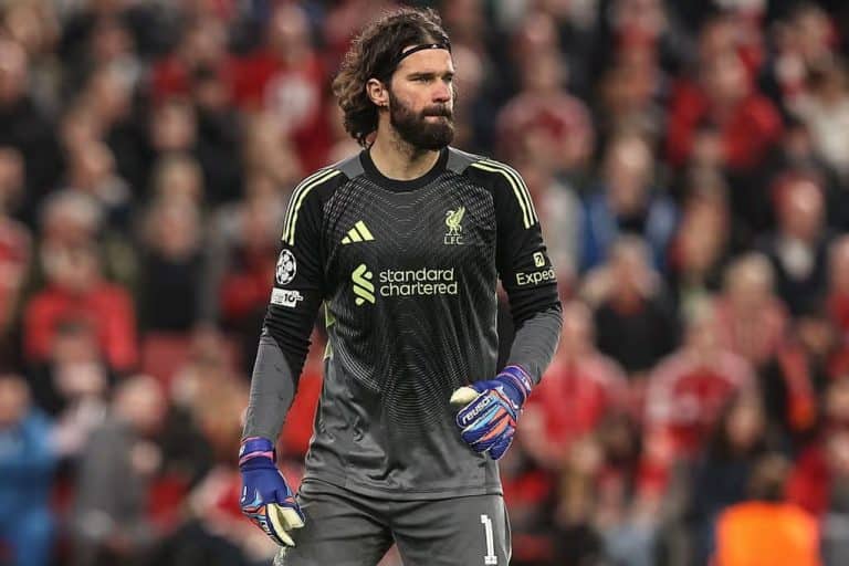 Allison Becker Susul Mo Salah Tinggalkan Liverpool