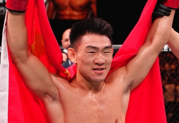 Song Yadong Tundukkan Figueiredo Di UFC Fight Night