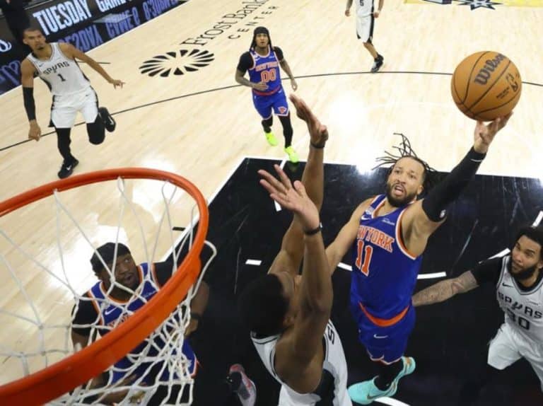 Persaingan Sengit Perebutan Gelar Juara NBA Musim Ini