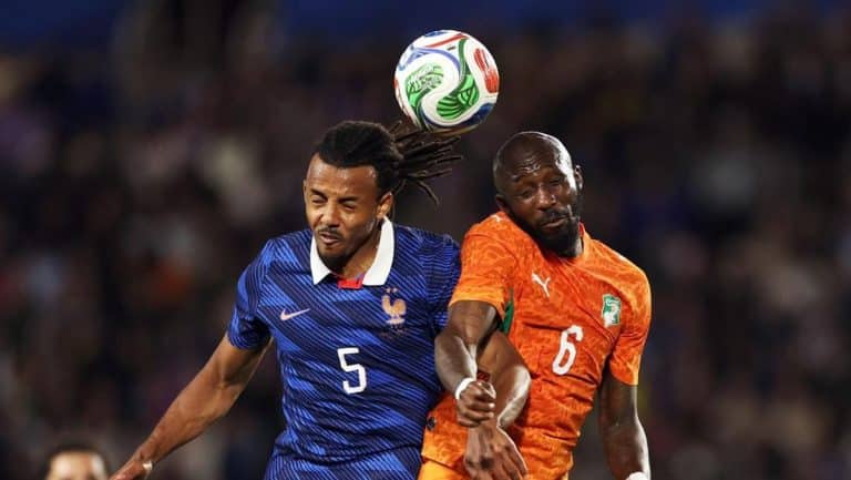 Les Blues Tumbang Di Nantes
