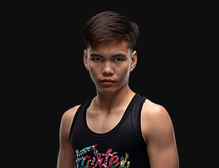 Dokmaipa Fairtex: Penjaga Tradisi Muay Thai Thailand