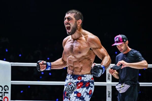 Elbek Alyshov, Grappler Dari Azerbaijan Di ONE Championship