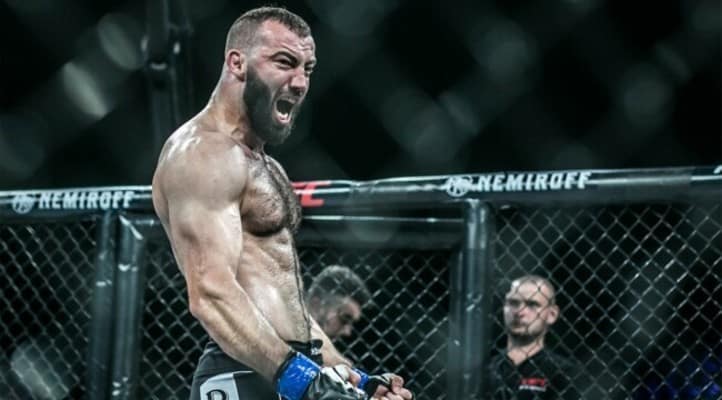 Roman Dolidze: Petarung Georgia Di Divisi Middleweight UFC