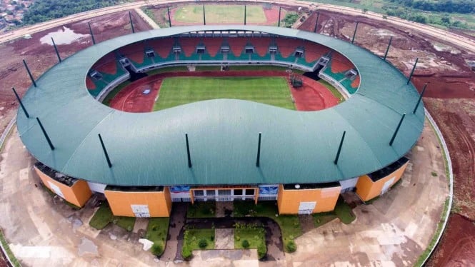 Mengapa Stadion Sepak Bola Selalu Berbentuk Oval Atau Persegi Panjang?