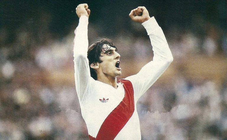 Keanggunan Sepakbola Lewat Kaki Enzo Francescoli
