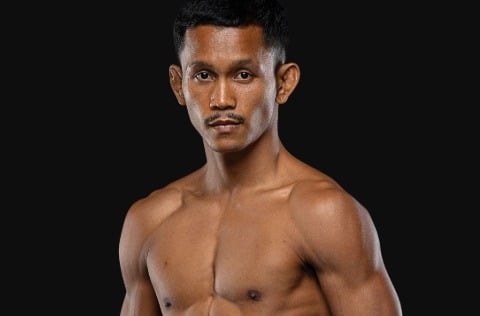Anon Taladkondernmuangpon, Prospek Muda Muay Thai Thailand