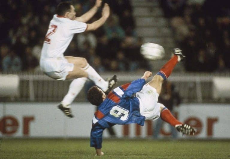 Sepakan Voli Legendaris Jean-Pierre Papin