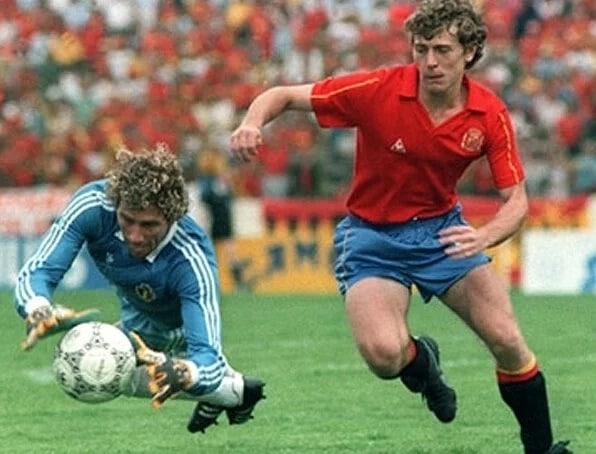 Emilio Butragueño: Legenda Abadi Sang Buitre