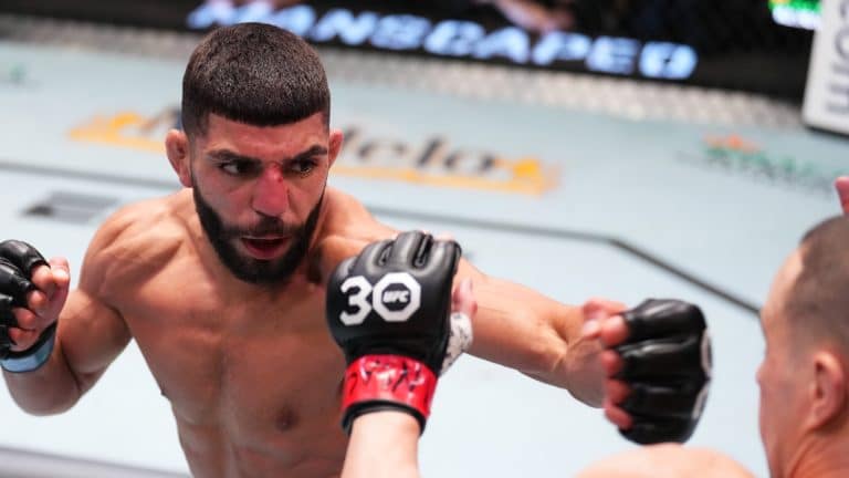 Amir Albazi: Dari Baghdad Ke Panggung Elite UFC