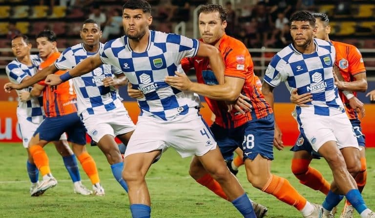 Comeback Persib Bandung Di Kandang Port FC