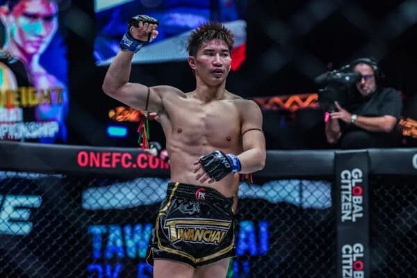 Tawanchai P.K. Saenchai: Petarung ONE Championship