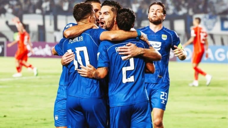 Persib Kalahkan Viettel Di Stadion Si Jalak Harupat